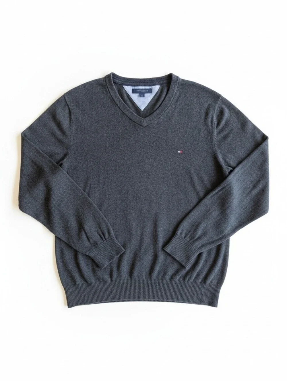 Tommy Hilfiger Men's Size Large Gray V-Neck Soft Pima Cotton Sweater Preppy Cozy